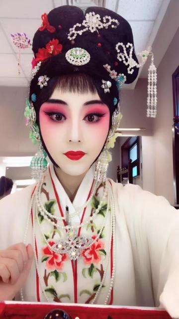 京剧演员王梦婷