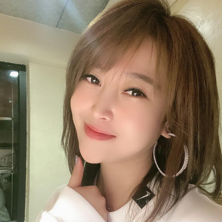 寂寞爱上眼泪      蓝琪儿《爱火》 时长 16秒 27.8w 人使用