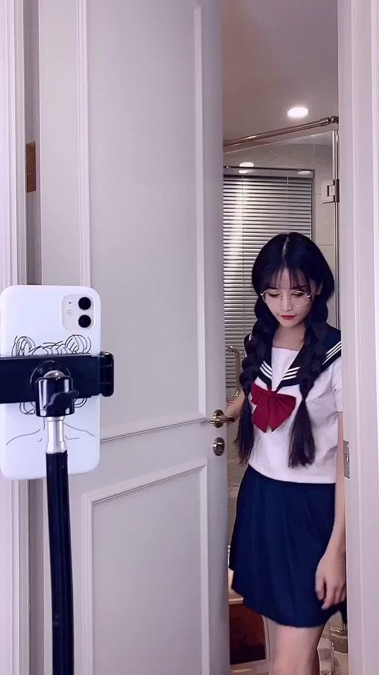 哦哦三妹_ - #梨泰院class 今年的你成年了吗? - kol 数据,网红排行榜